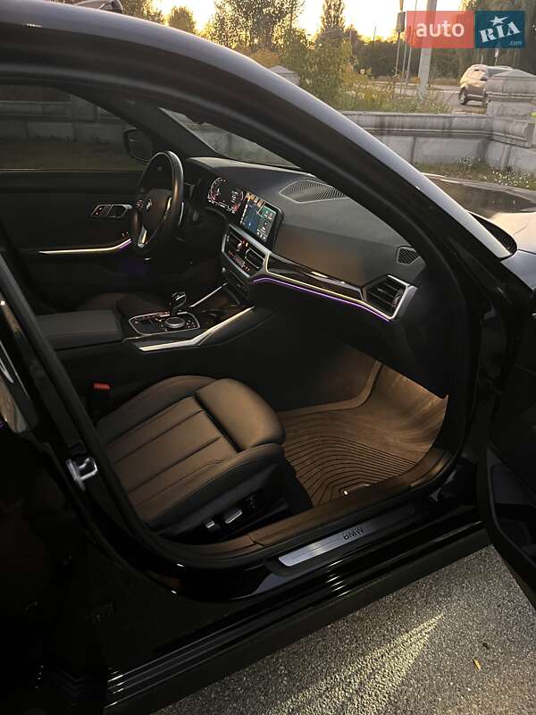 Седан BMW 3 Series 2020 в Киеве фото 43 Седан BMW 3 Series 2020 в Киеве
