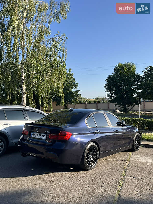Седан BMW 3 Series 2012 в Южноукраинске