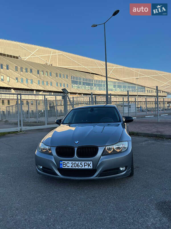 Седан BMW 3 Series 2009 в Львове фото Седан BMW 3 Series 2009 в Львове