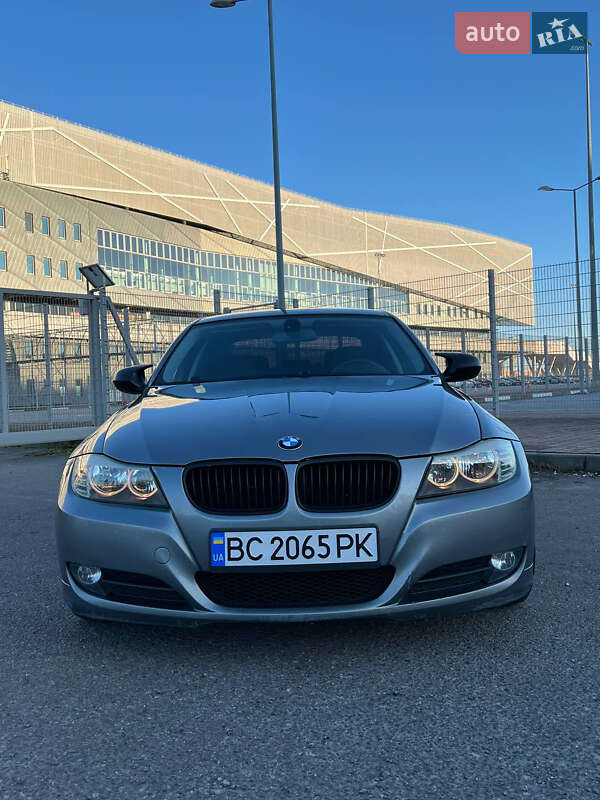 Седан BMW 3 Series 2009 в Львове фото 4 Седан BMW 3 Series 2009 в Львове