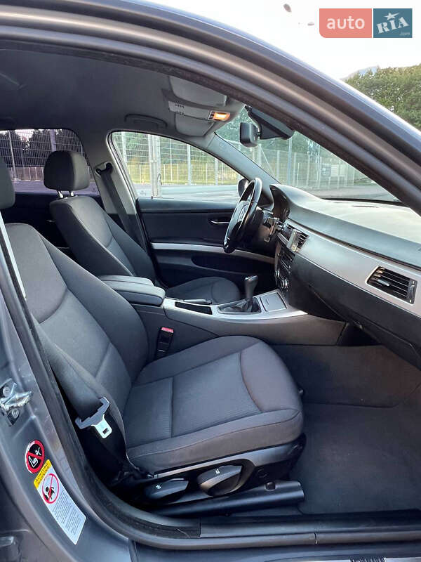Седан BMW 3 Series 2009 в Львове фото 17 Седан BMW 3 Series 2009 в Львове