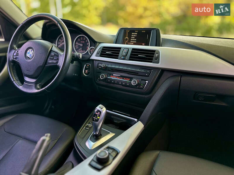 Седан BMW 3 Series 2012 в Днепре фото 27 Седан BMW 3 Series 2012 в Днепре