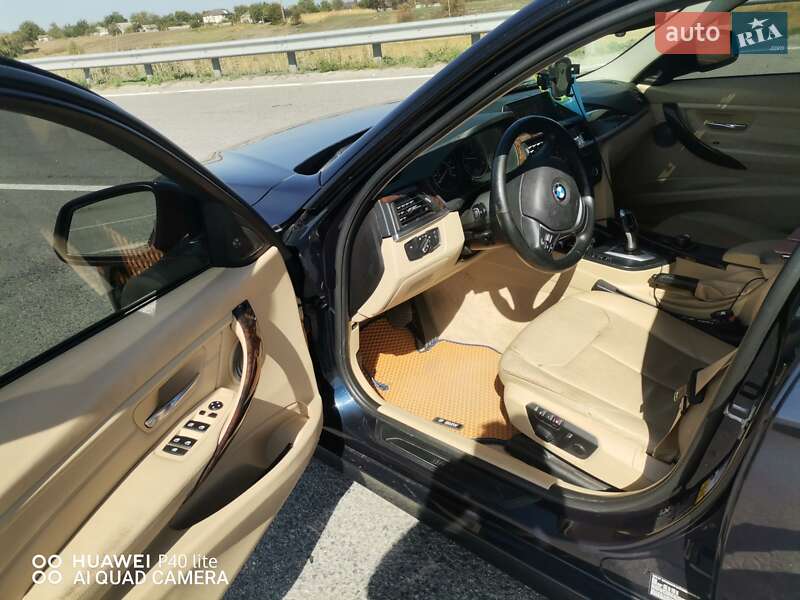 Седан BMW 3 Series 2013 в Царичанці