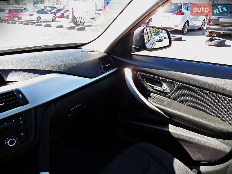 Универсал BMW 3 Series 2013 в Черкассах фото 11 Универсал BMW 3 Series 2013 в Черкассах