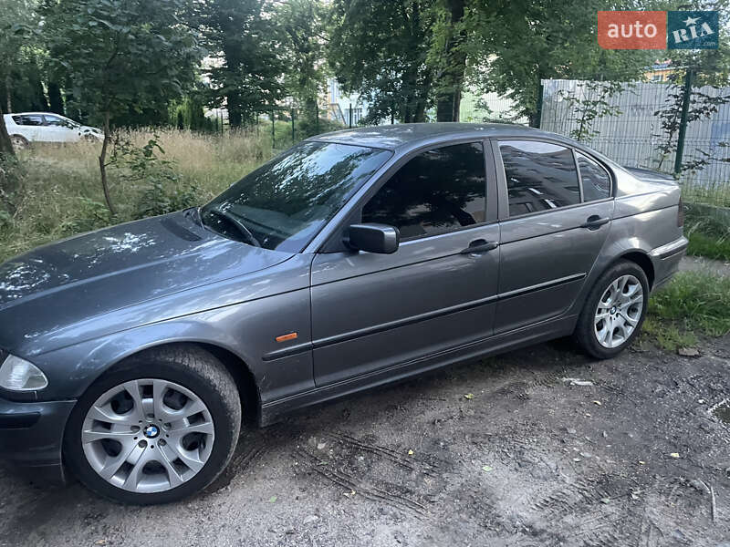 Седан BMW 3 Series 1998 в Ромнах