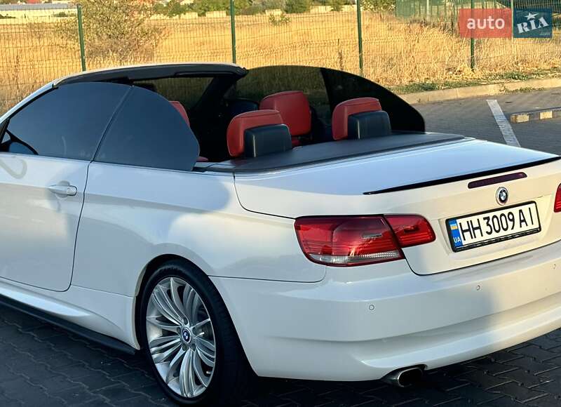 Кабриолет BMW 3 Series 2007 в Одессе