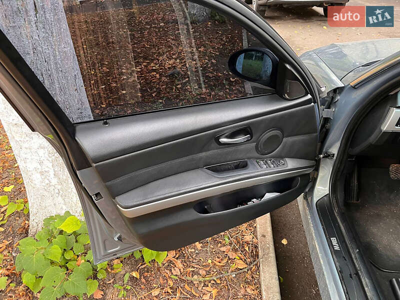 Универсал BMW 3 Series 2005 в Ровно фото 11 Универсал BMW 3 Series 2005 в Ровно