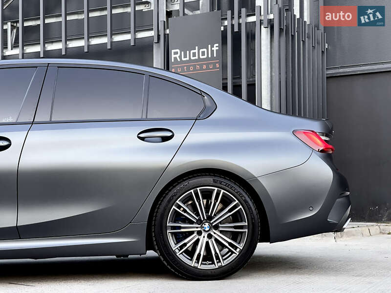 Седан BMW 3 Series 2021 в Києві