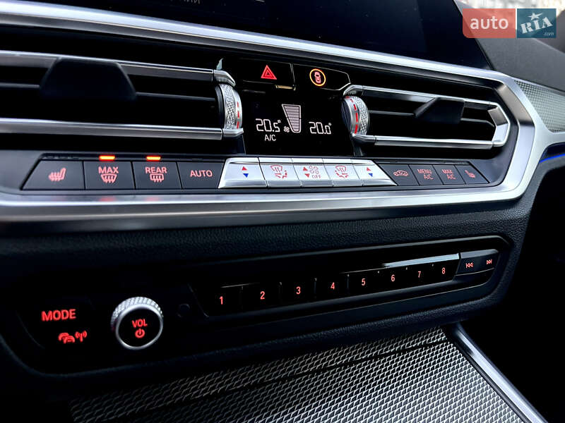 Седан BMW 3 Series 2021 в Києві