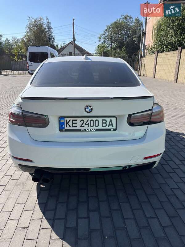Седан BMW 3 Series 2013 в Каменском