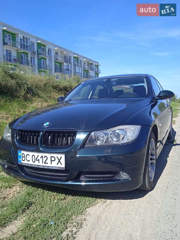 Седан BMW 3 Series 2008 в Винниках