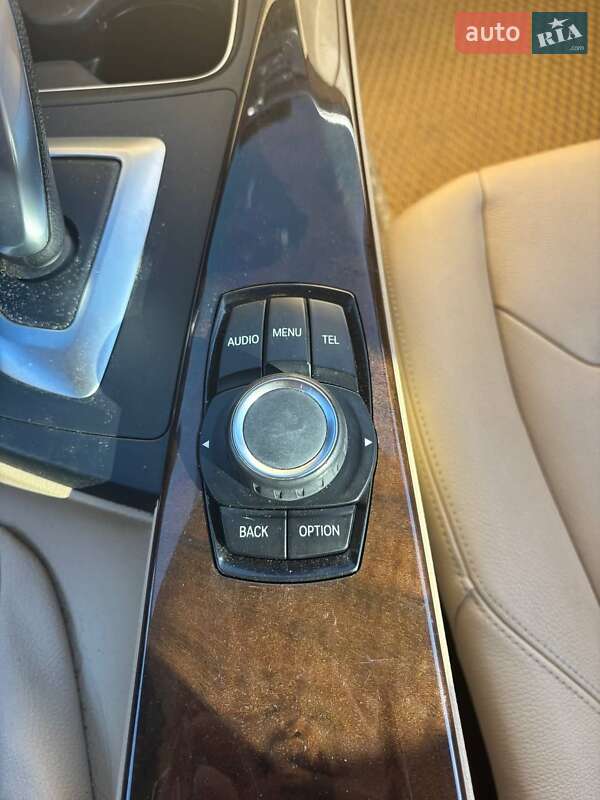Седан BMW 3 Series 2014 в Киеве