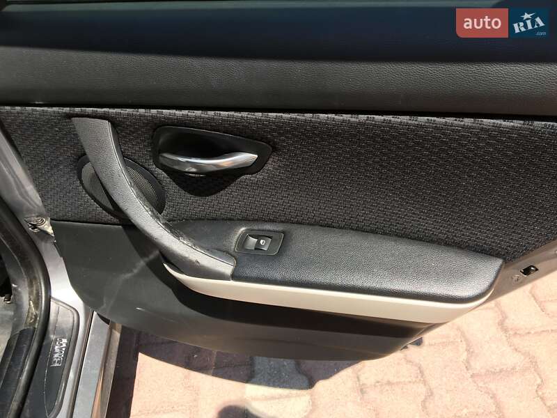 Універсал BMW 3 Series 2009 в Львові фото 64 Універсал BMW 3 Series 2009 в Львові