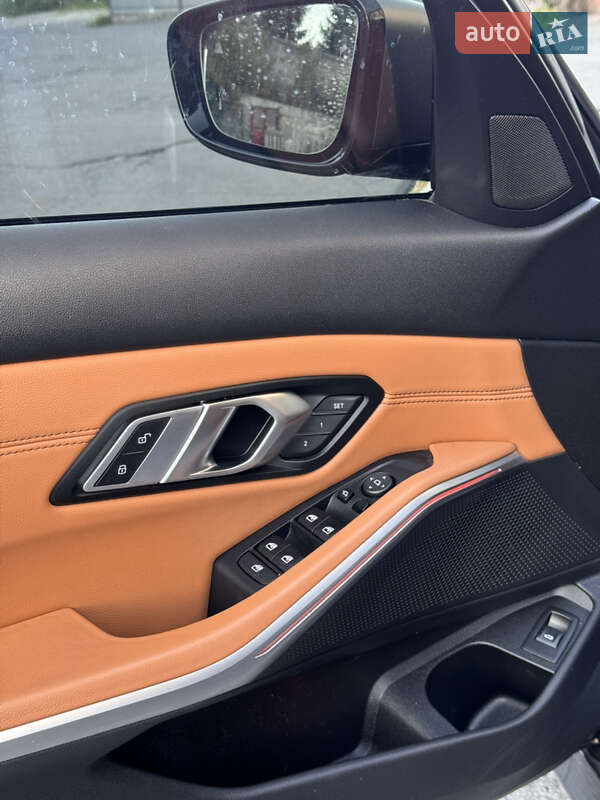 Седан BMW 3 Series 2020 в Виннице