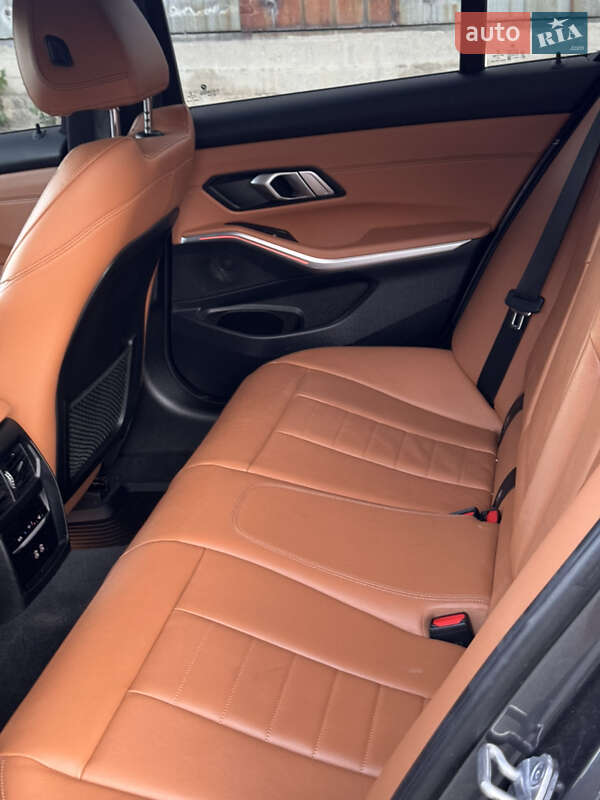 Седан BMW 3 Series 2020 в Виннице