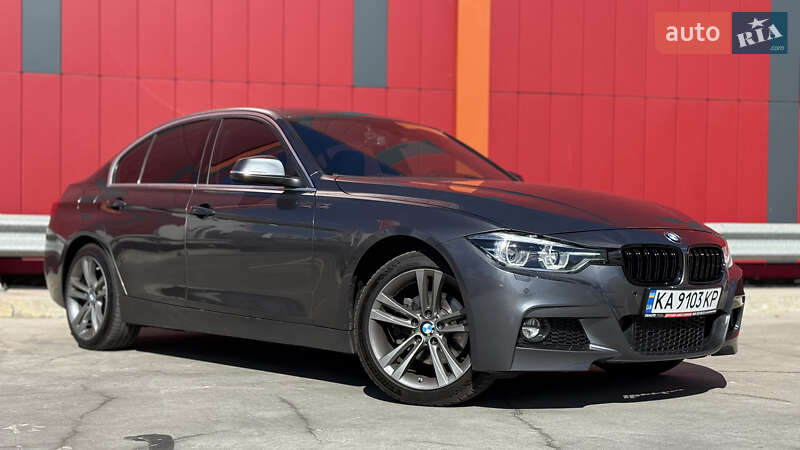 Седан BMW 3 Series 2017 в Киеве