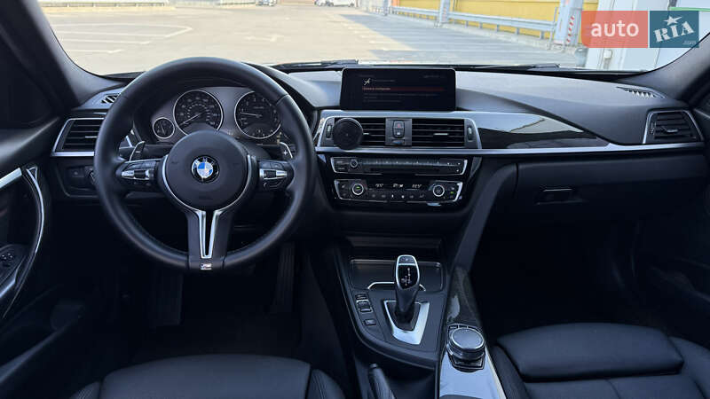 Седан BMW 3 Series 2017 в Киеве