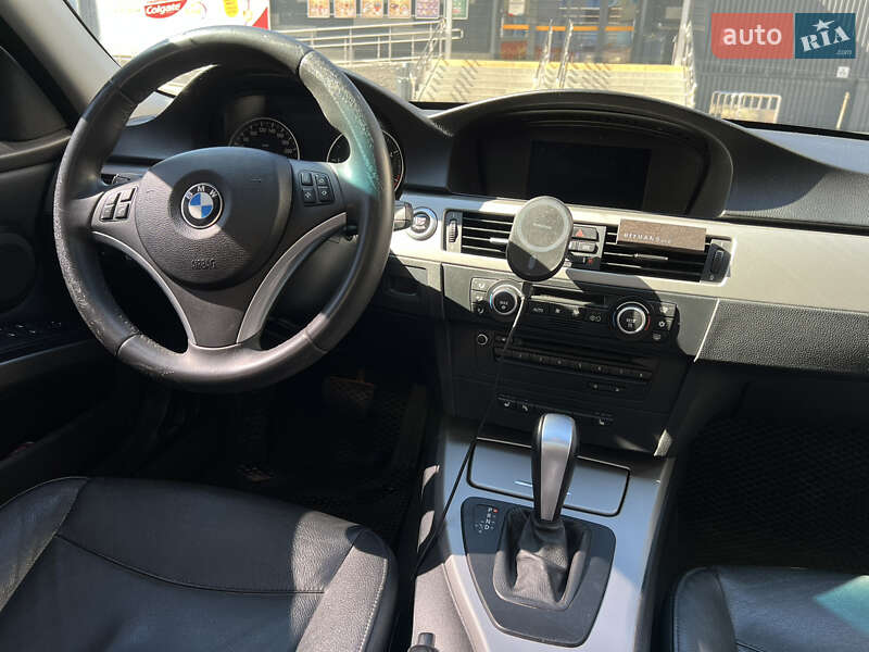 Седан BMW 3 Series 2008 в Каменец-Подольском фото 13 Седан BMW 3 Series 2008 в Каменец-Подольском