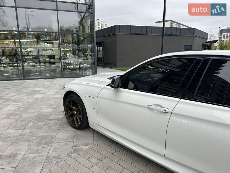 Седан BMW 3 Series 2017 в Ужгороде фото 25 Седан BMW 3 Series 2017 в Ужгороде