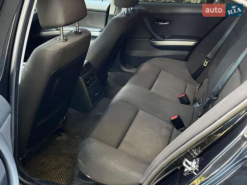 Седан BMW 3 Series 2006 в Києві