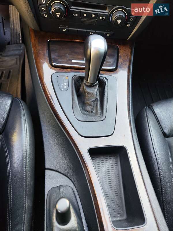 Седан BMW 3 Series 2006 в Новониколаевке фото 5 Седан BMW 3 Series 2006 в Новониколаевке