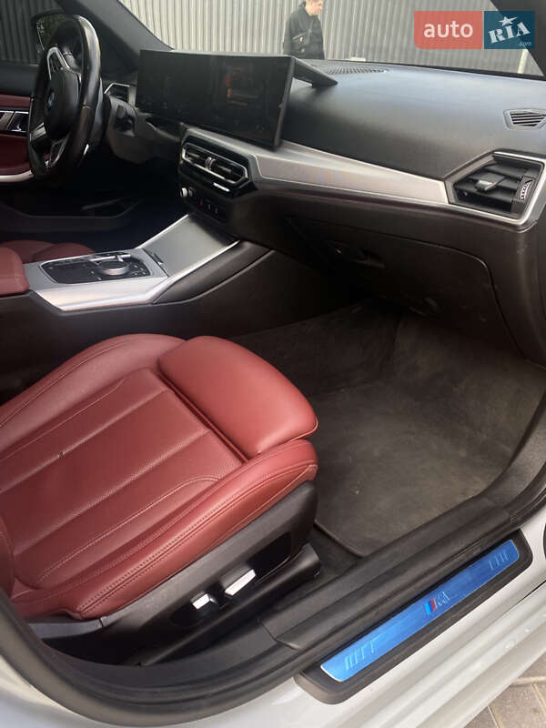 Седан BMW 3 Series 2022 в Днепре