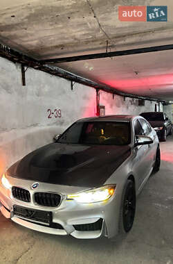 Седан BMW 3 Series 2016 в Києві