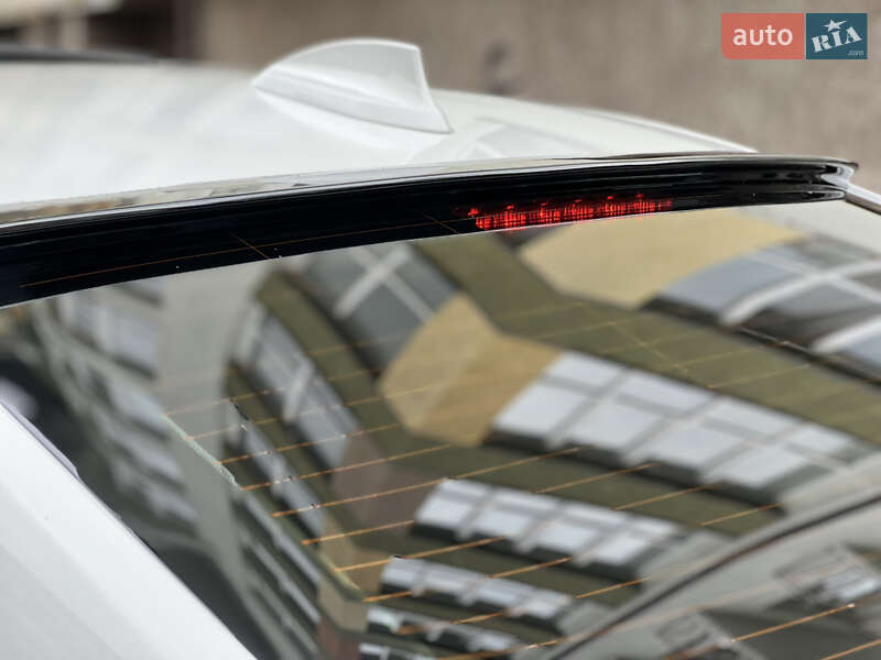 Седан BMW 3 Series 2014 в Івано-Франківську