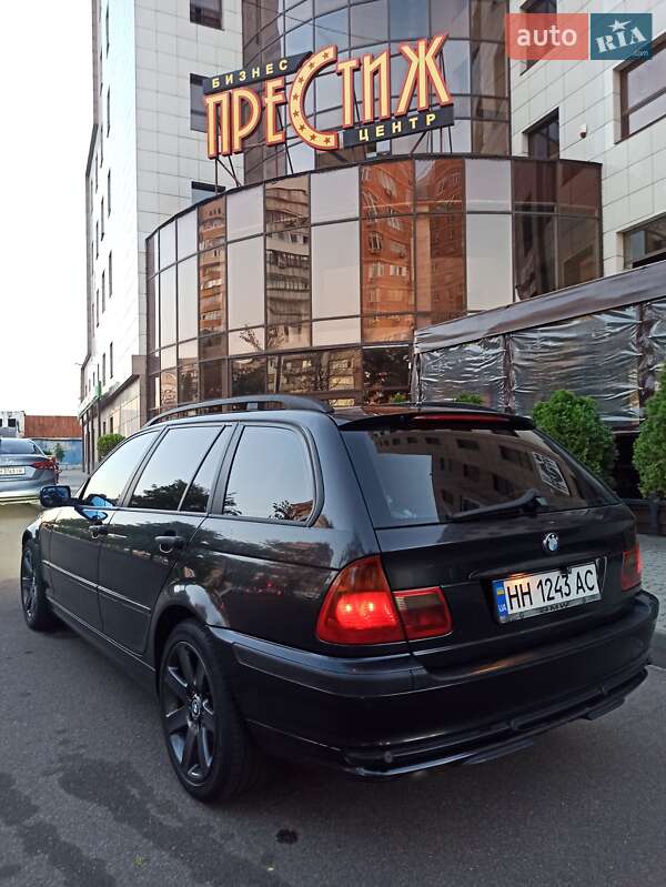 Универсал BMW 3 Series 2001 в Одессе