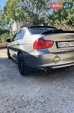 Седан BMW 3 Series 2010 в Одессе
