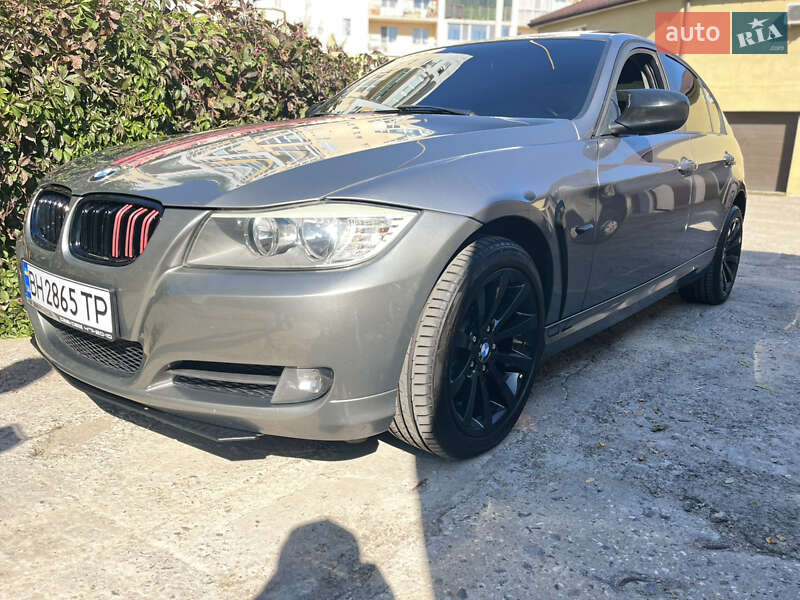 Седан BMW 3 Series 2010 в Одессе фото 33 Седан BMW 3 Series 2010 в Одессе