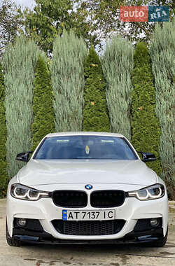 Седан BMW 3 Series 2017 в Калуші