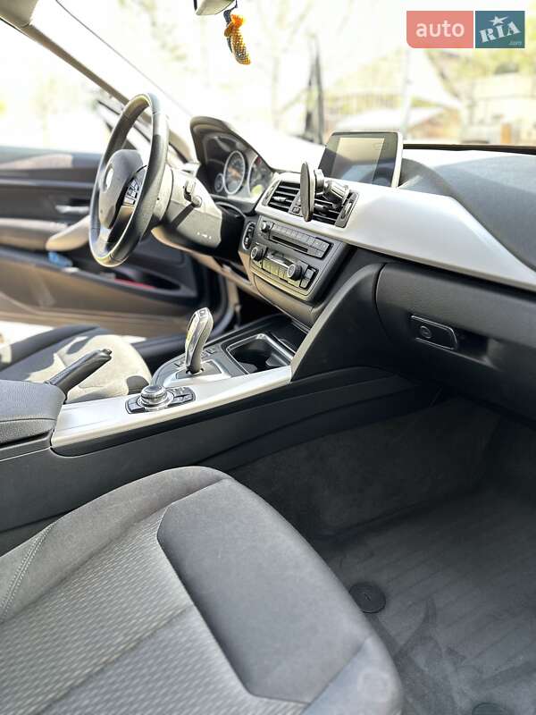 Седан BMW 3 Series 2013 в Львове фото 8 Седан BMW 3 Series 2013 в Львове