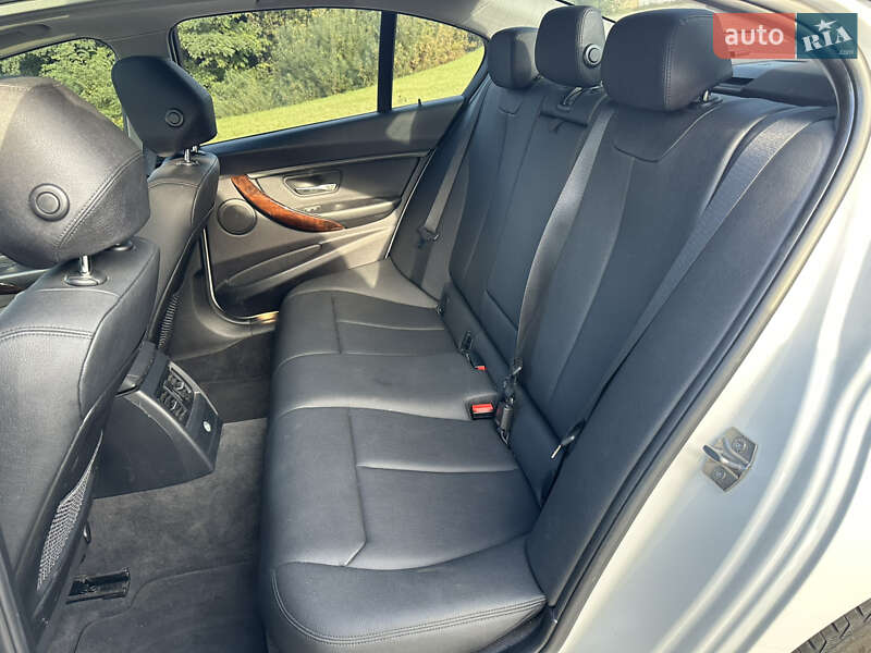 Седан BMW 3 Series 2014 в Львове фото 18 Седан BMW 3 Series 2014 в Львове