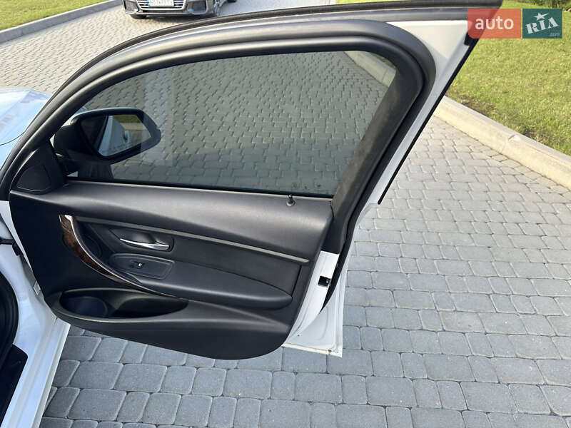 Седан BMW 3 Series 2014 в Львове фото 20 Седан BMW 3 Series 2014 в Львове