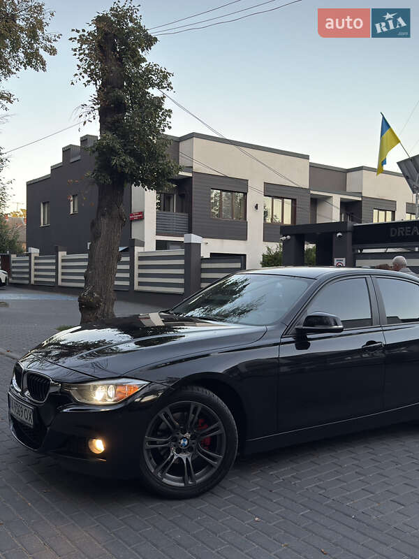 Седан BMW 3 Series 2013 в Виннице
