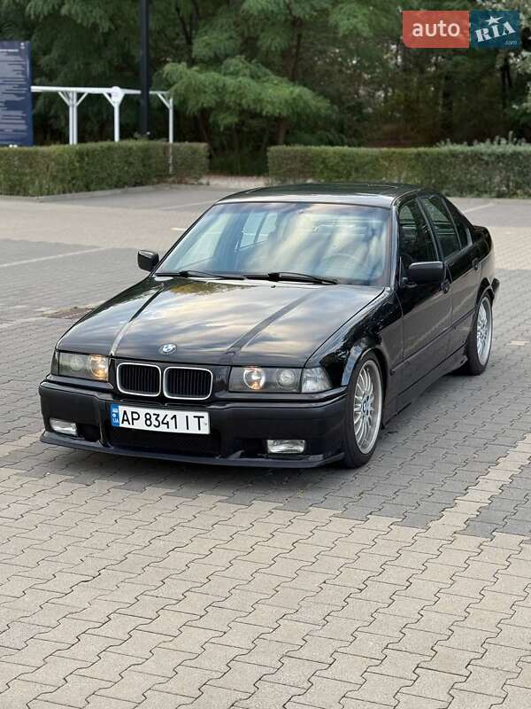 BMW 3 Series 1993