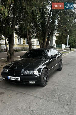 Седан BMW 3 Series 1993 в Золотоноші