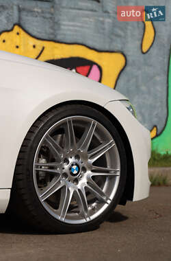 Кабриолет BMW 3 Series 2013 в 