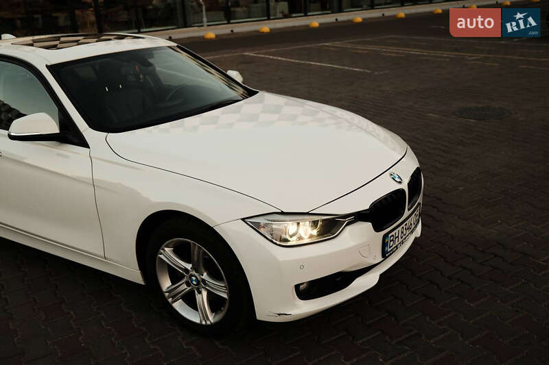 Седан BMW 3 Series 2014 в Киеве