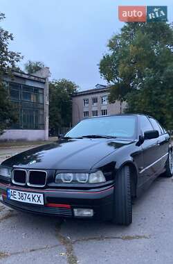 Седан BMW 3 Series 1996 в Каменском