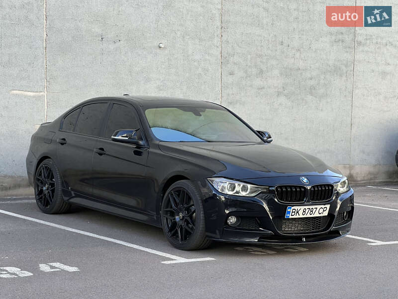Седан BMW 3 Series 2014 в Ровно