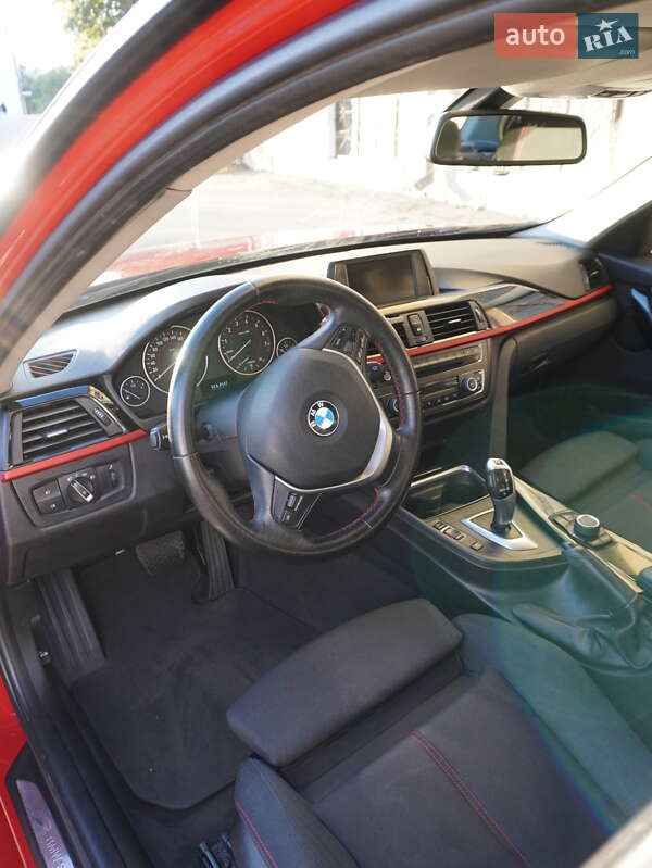 Седан BMW 3 Series 2012 в Киеве