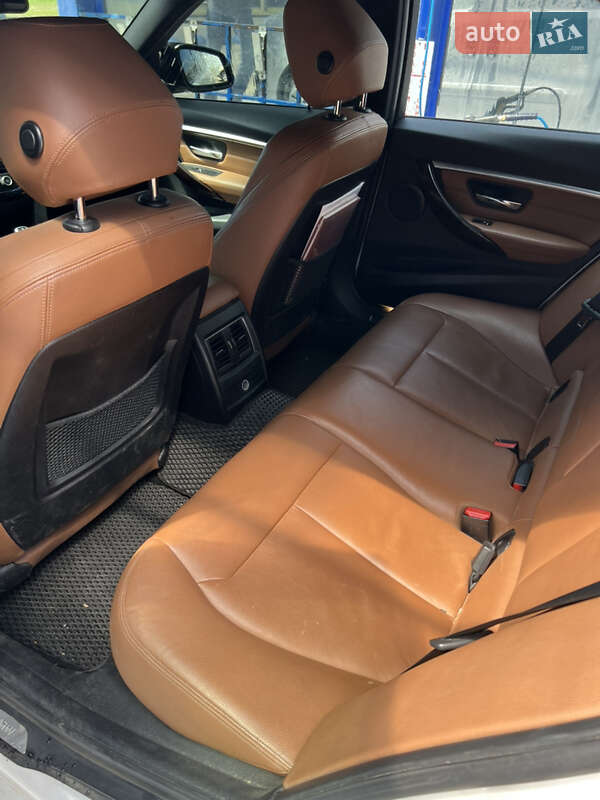 Седан BMW 3 Series 2015 в Харькове