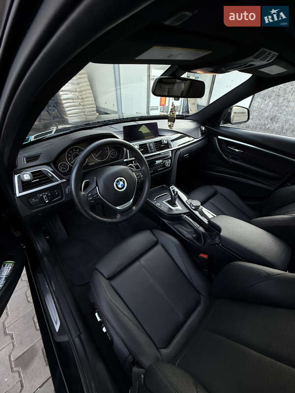 Седан BMW 3 Series 2018 в Луцке фото 43 Седан BMW 3 Series 2018 в Луцке