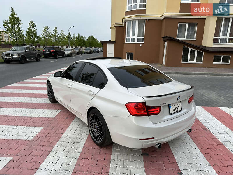 Седан BMW 3 Series 2014 в Киеве