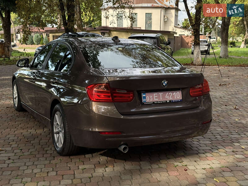 Седан BMW 3 Series 2012 в Тячеве фото 17 Седан BMW 3 Series 2012 в Тячеве