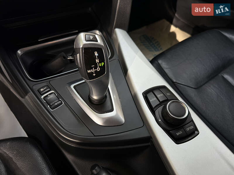 Седан BMW 3 Series 2012 в Тячеве фото 30 Седан BMW 3 Series 2012 в Тячеве