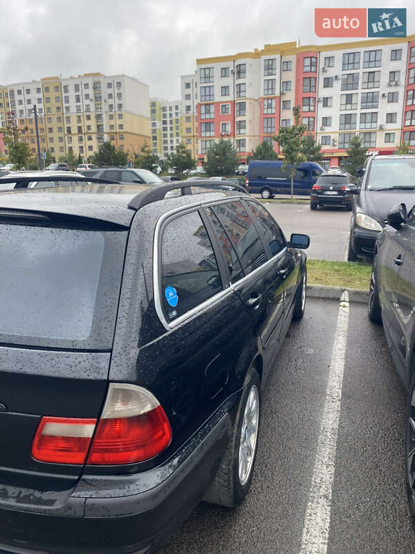 Универсал BMW 3 Series 2004 в Ровно