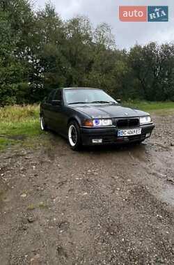 Седан BMW 3 Series 1992 в Ивано-Франковске